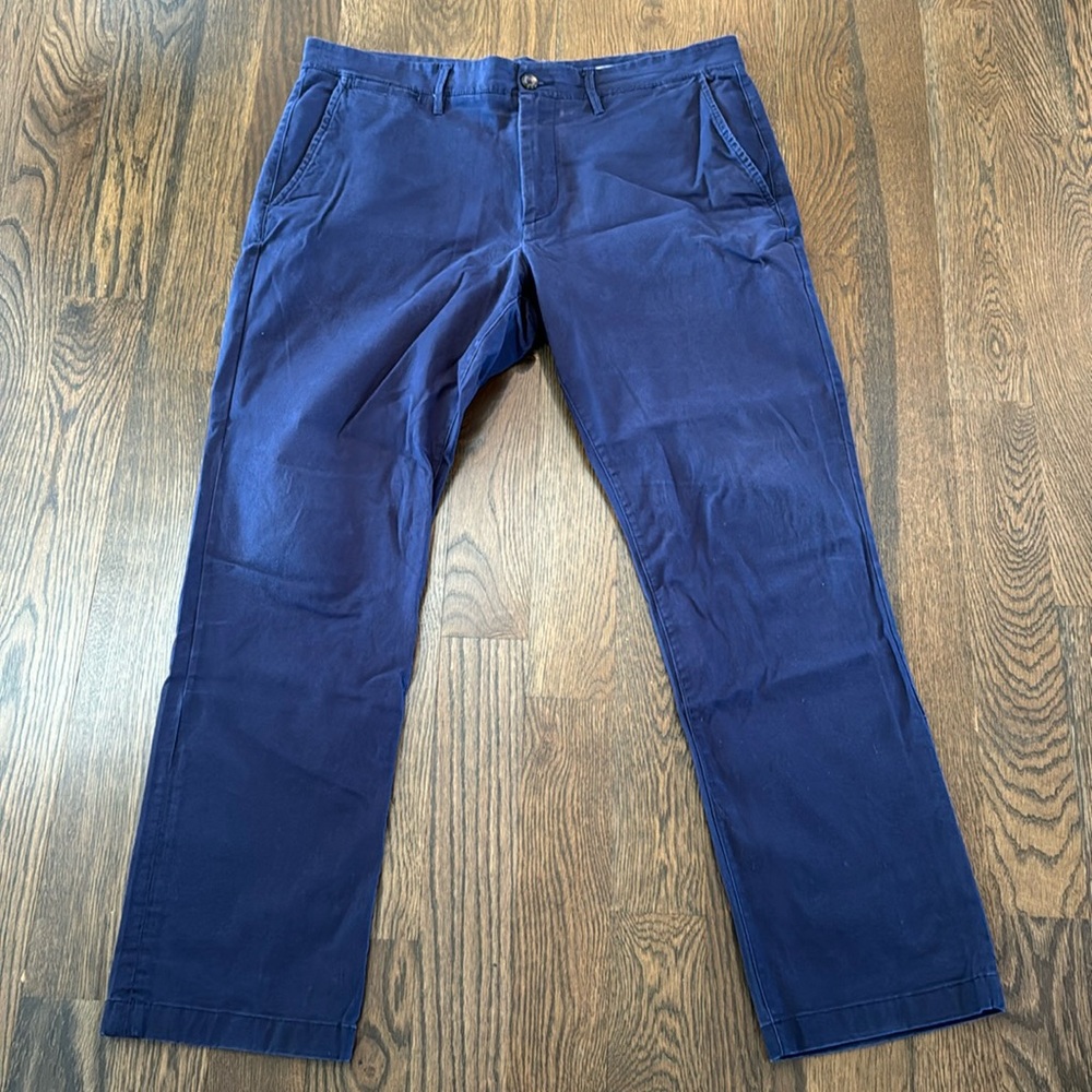 Good fellow Navy Chinos